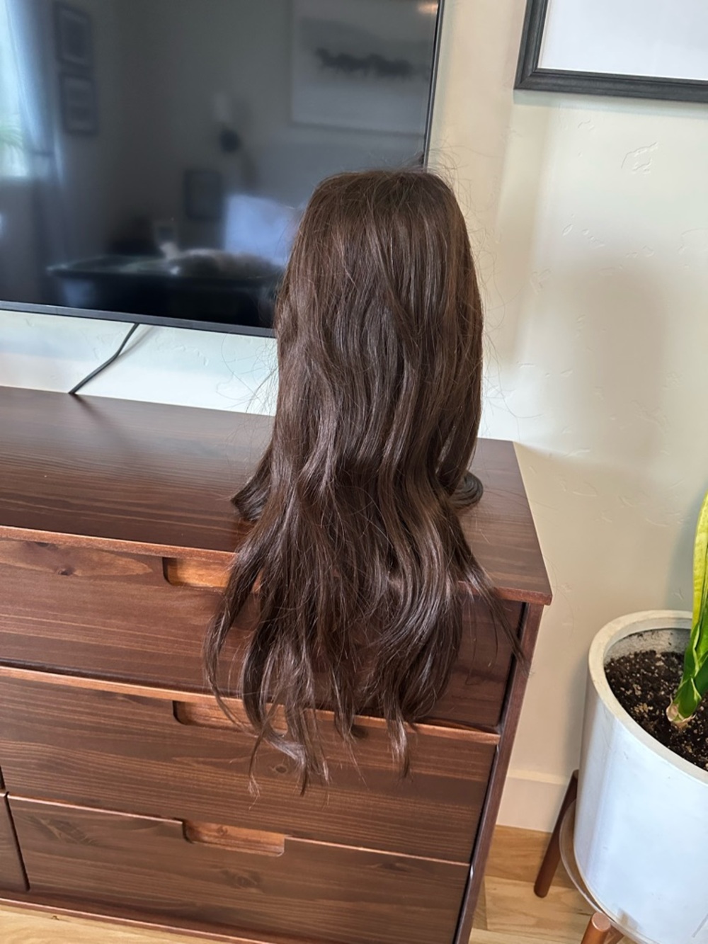 Hairvivi Brown Long Wavy Women's Wig- Natural Finish